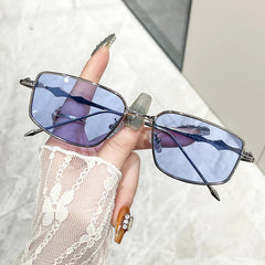 INGVN Rectangle Sunglasses Women Retro Metal Square Men Glasses Luxury Design Eyewear Frames Gold Silver Dark Shades Travel Sun Glass