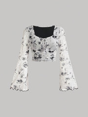 Trendy Tie Dye Print Ruched T-Shirt - Flattering Long Flare Sleeves, Casual Chic Top for Spring and Fall, Coquette Y2K Style Women's Clothing with Relaxed Fit and Soft Fabric