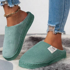 Plush Comfort Winter Slippers - Warm & Cozy, Soft Fabric Lined, Classic Style, Non-Slip Home Footwear