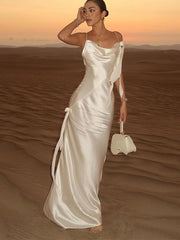 Elegant White Satin Backless Maxi Dress Women Sexy Sleeveless Spaghetti Strap Flower Decor Robe Night Club Party Dresses