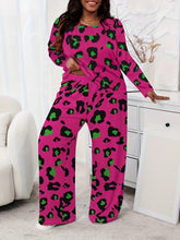 Plus Size Casual Pajamas Set, Women's Plus Leopard Print Long Sleeve Round Neck Tee & Pants Home Wear 2 Piece Set