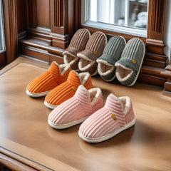 Cozy Warmth Indoor Slippers – Plush-Lined, Solid Color, Easy Slip-On, Comfortable Wear