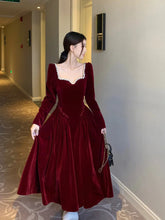 Vintage Evening Party Velvet Dresses for Woman Elegant Fashion Wedding Birthday Prom Long Sleeves Female Clothing Black Robe