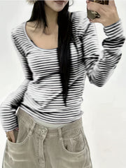 Cozy Striped Long Sleeve Crew Neck T-Shirt - Soft, Breathable, and Stylish for Spring & Fall - Women's Casual Wear for Everyday Comfort