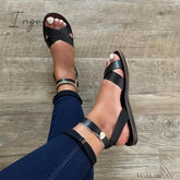 Ingvn - Cross Strap Classic Leather Sandals
