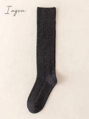 Ingvn - Simple Twist Wool Solid Color Mid-Calf Socks