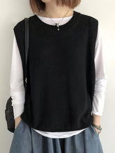 Women's Casual Solid Crew Neck Knitted Sleeveless Loose Fit Vest Sweater, Soft and Cozy Winter Clothing