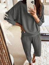 Cozy Womens Ribbed Lounge Set - Soft High-Elasticity Polyester, Crew Neck, Batwing Sleeve, Relaxed Fit, Pockets, Machine Washable, Perfect for Fall and Winter Season