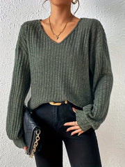 Long Sleeve Soft And Breathable V-Neck Polyester T-Shirt With Elegant Design, Machine Washable, Spring/Autumn Fashion