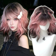 Ingvn Short Wavy Ombre Pink Hair Wig for Women Synthetic Wig with Bangs Natural Layered Lolita Cosplay Party Cute Wigs