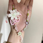 Ingvn Y2K Vintage Floral Pearl Pendant Necklace for Women White Flower Charm Teardrop Tassel Elegant Jewelry for Party Daily Wear