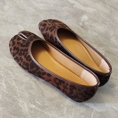 Ingvn Fashion Leopard Pattern Split Toe Women Ballet Flats Spring Summer Casual Soft Soles Walking Lazy Loafers Gilrs Dance Tabi Shoes