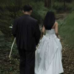 Ingvn - Korean Minimalist Strapless Satin Wedding Dress A‑Line Pleated Skirt Bridal Gown Simple Elegant For Photoshoot Elopement Wedding