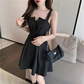 Pure desire irregular ruffle edge V-neck suspender dress for women in summer sweet and spicy girl with a slim waist, holiday