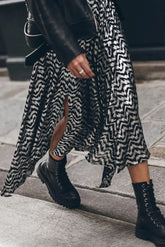 Ingvn - Casual Geometric Bronzing Asymmetrical Loose Type A Bottoms Bottoms/Skirts