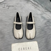 Ingvn - Spring Women Sandals New Split Toe Mary Jane Flats Ladies Pumps Female Retro Vintage Girl