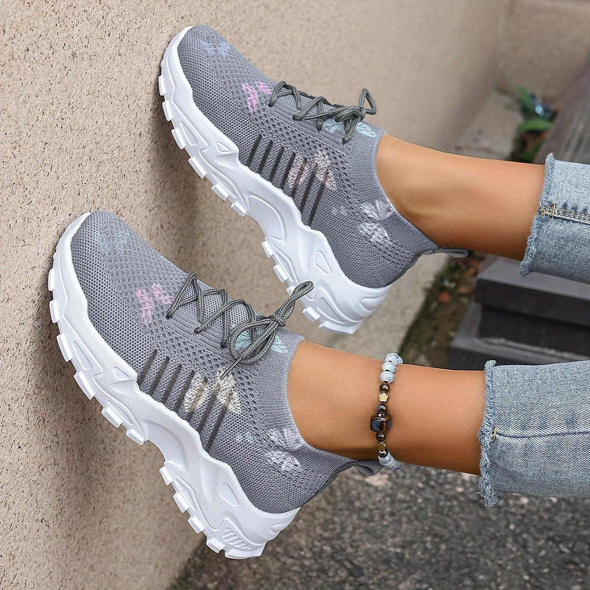 Stylish Butterfly Mesh Running Shoes - Road Running, Breathable Low-Cut Lightweight Comfortable Sneakers with Laces for Women - Perfect for Casual Daily Exercises and Outdoor Activities