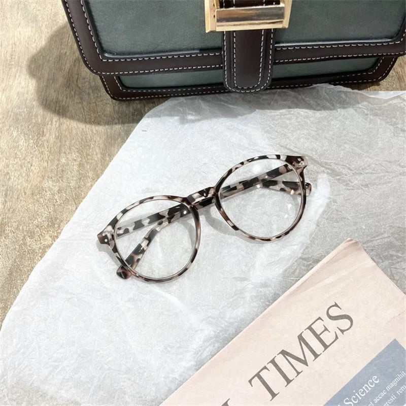 INGVN  Korean Literary Anti-blue Glasses Frame Women Fashion Glasses Men Contrasting Cute Decorative Glasses