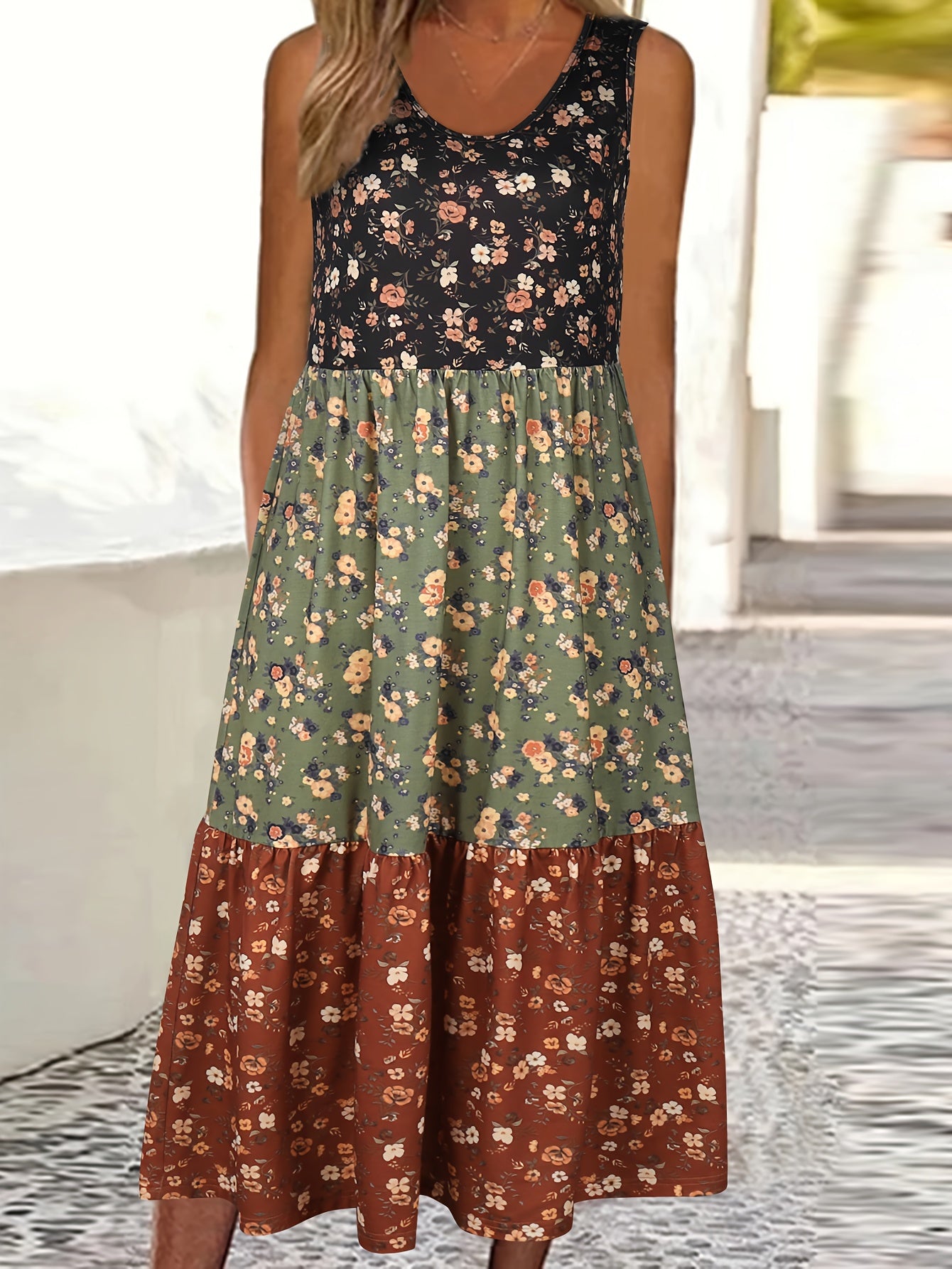Fashionable Color Block Floral Print Tank Dress - Stylish Crew Neck, Flouncy Tiered Ruffles, Sleeveless - Versatile Casual Womens Summer Wear