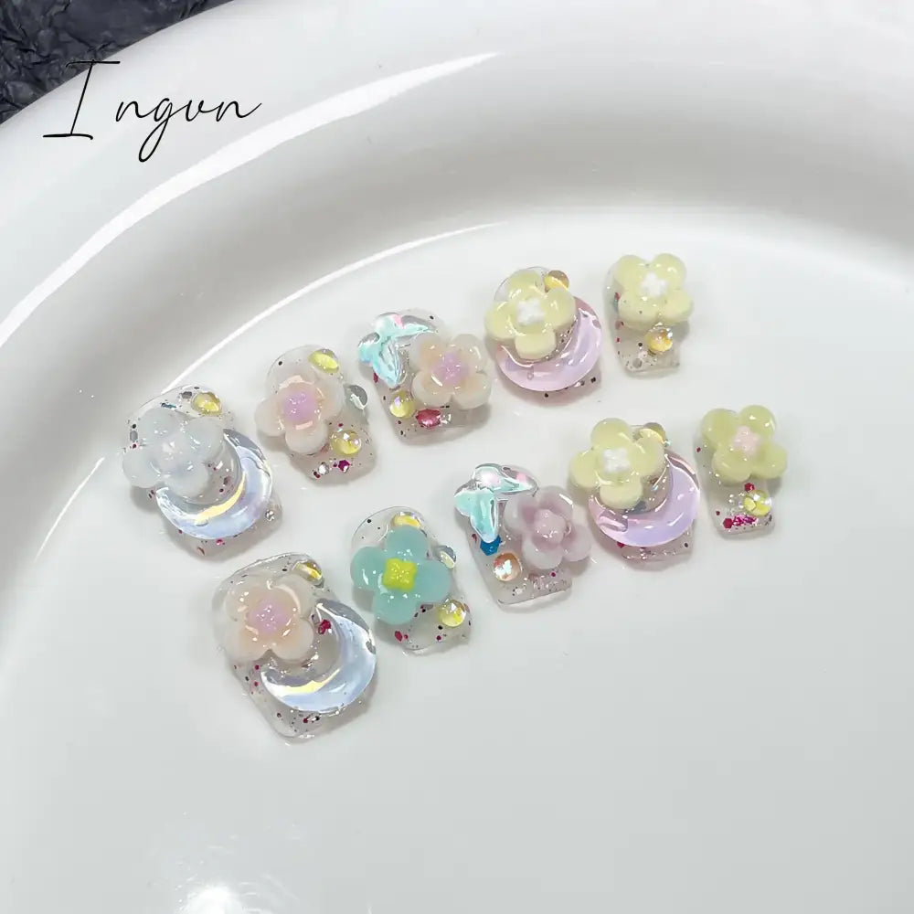 10Pcs Pink Cute Handmade Press on Nails Full Cover Bear Rhinestone Summer French Short False Nails Wearable Manicure Nail Tips