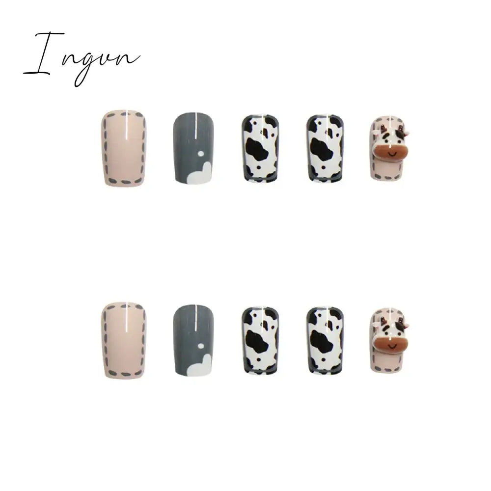 Cute Cow Fake Nails Art Nail Tips Press on False Nail Set Full Cover Artificial Short Square Head 24pcs/pack