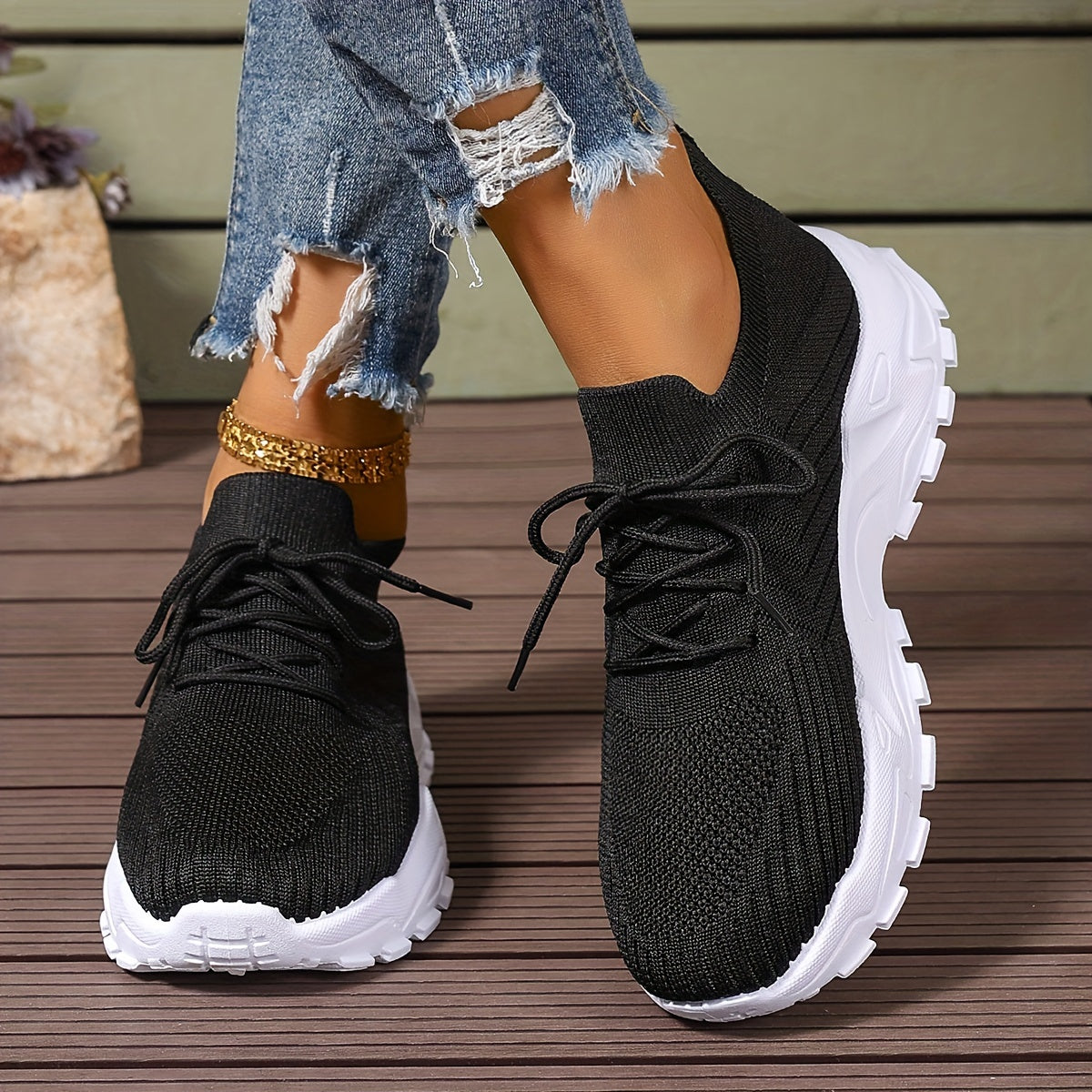 Women's Solid Color Fashion Sneakers, Lace-up Thick Sole Casual Running Shoes, Lightweight Breathable Walking Shoes, Non-Slip Soft Sole, All-Season Comfort Sports Shoes, Fabric Upper, PVC Sole, Fabric Lining, No Print