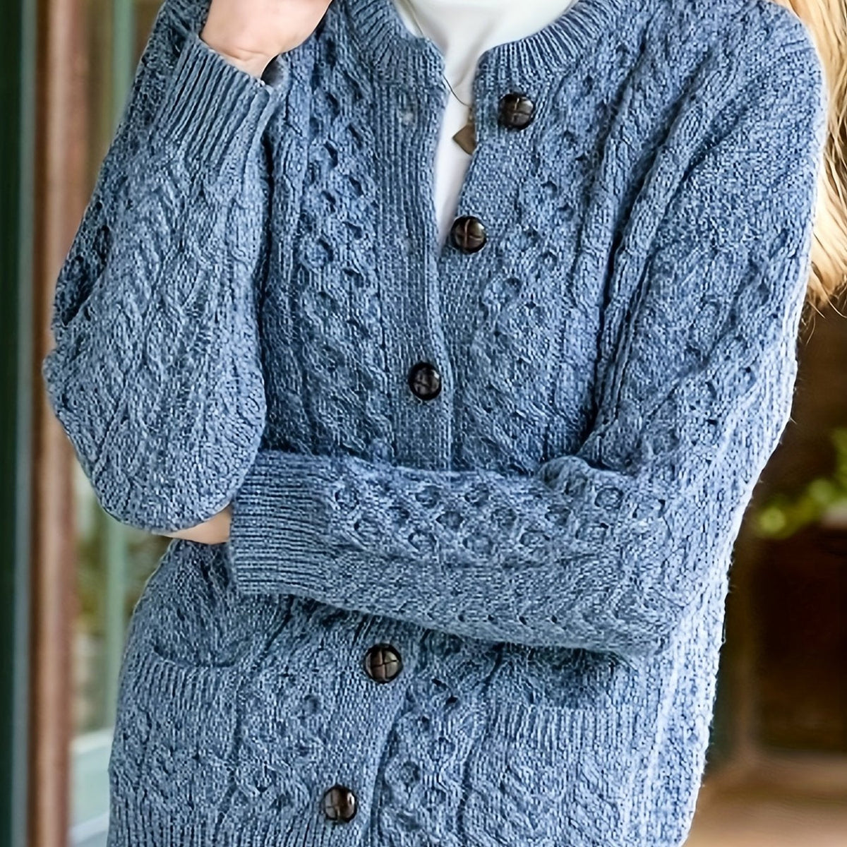 Cozy Chic Cardigan - Soft Knit, Crew Neck, Long Sleeve, Pocket Detail, Casual Women's Sweater for Everyday Wear - Perfect for Work, Date Night, or Relaxation