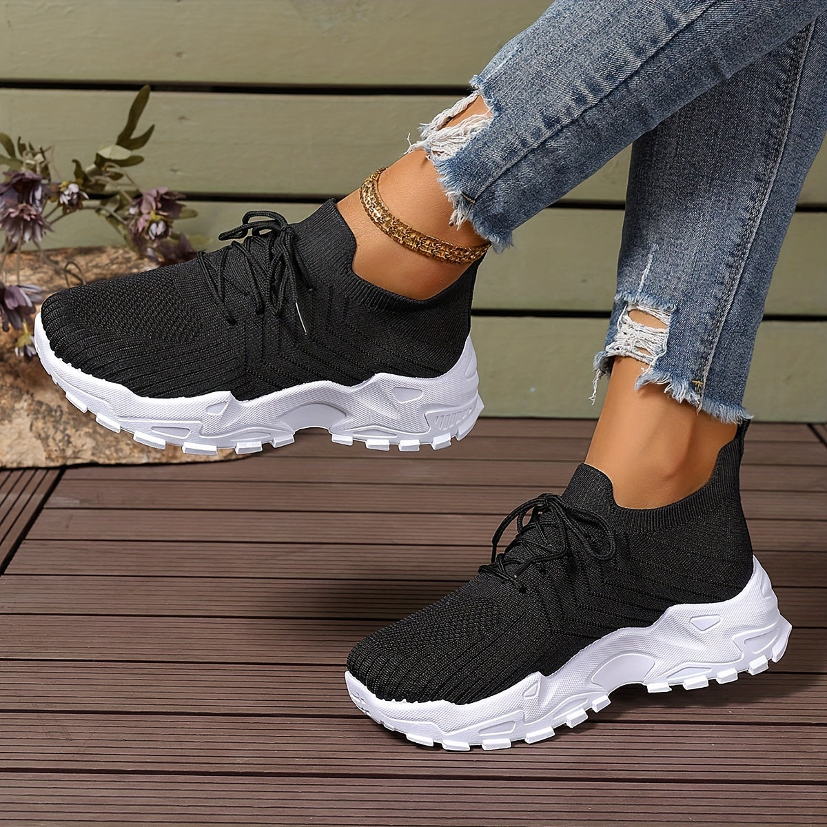 Women's Solid Color Fashion Sneakers, Lace-up Thick Sole Casual Running Shoes, Lightweight Breathable Walking Shoes, Non-Slip Soft Sole, All-Season Comfort Sports Shoes, Fabric Upper, PVC Sole, Fabric Lining, No Print