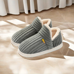 Cozy Warmth Indoor Slippers – Plush-Lined, Solid Color, Easy Slip-On, Comfortable Wear