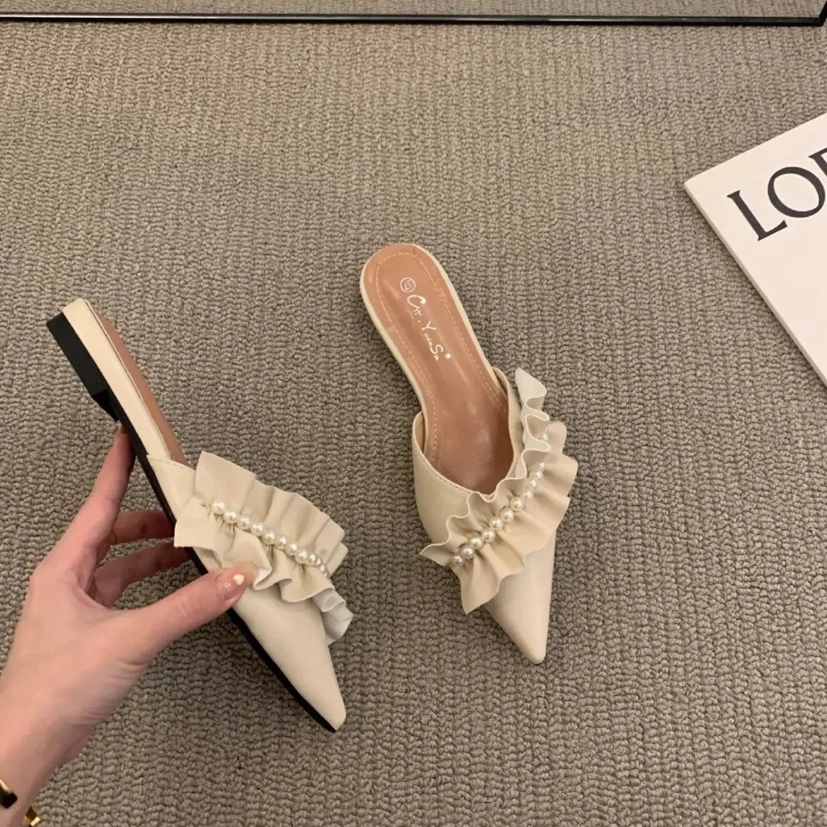 Ingvn  Slides Rhenstone Summer  Jewels Rubber Shoes Pointed Toe Women's Slippers and Ladies Sandals Mules Low Heel Outside Crystals