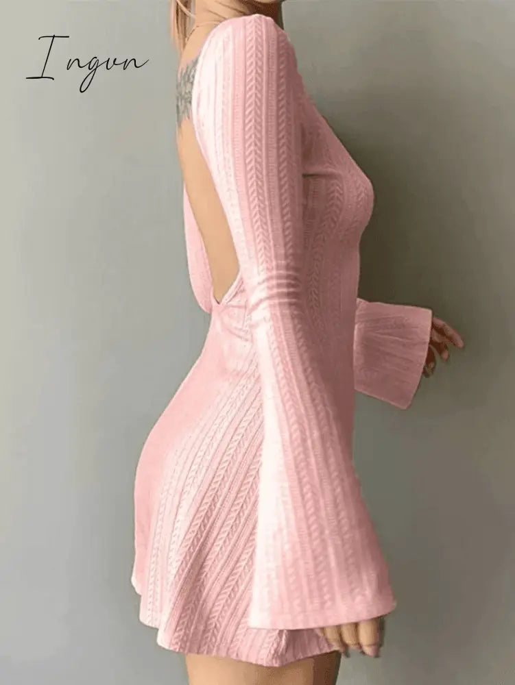 Ingvn - Backless Knitted Long Sleeve Mini Dress