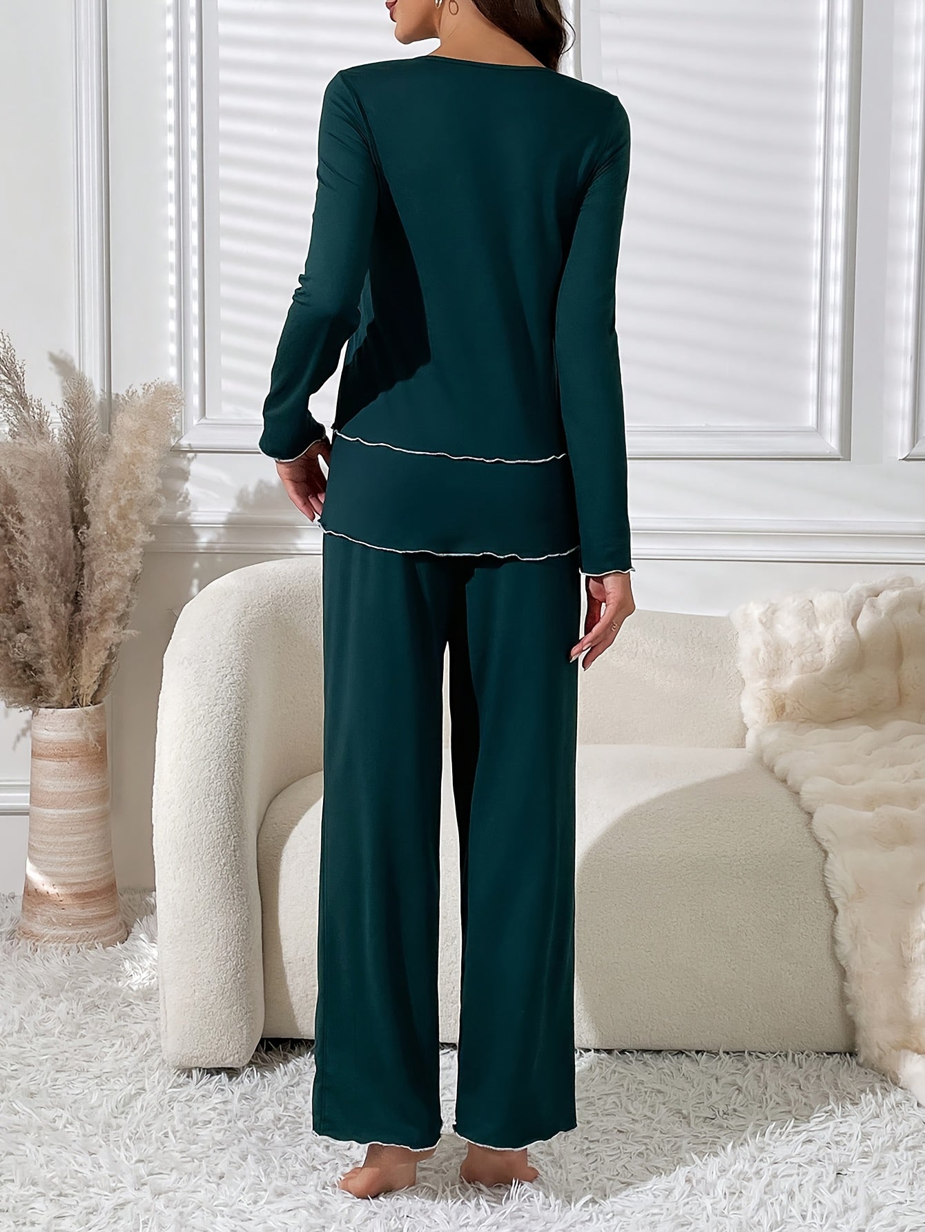 Long Sleeve Round Neck Womens Pajama Set - Soft Mid-Elasticity Polyester Knit Fabric, Comfortable Relaxed Fit, Machine Washable, Perfect for Fall and Winter Seasons