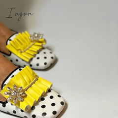 Ingvn - Polka Dot Print Square Toe Slip-On Flats