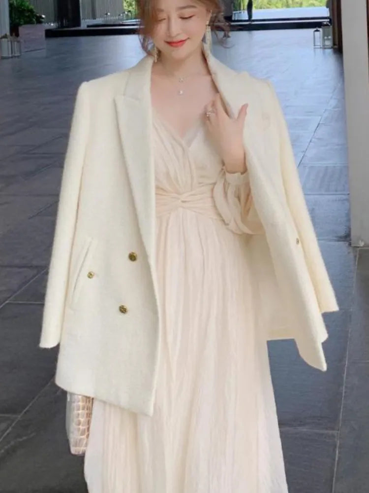 Vintage Elegant V-neck Pleated White Dresses for Women Summer Boho High Quality Party Femme Lantern Sleeve Fairy Princess Dress