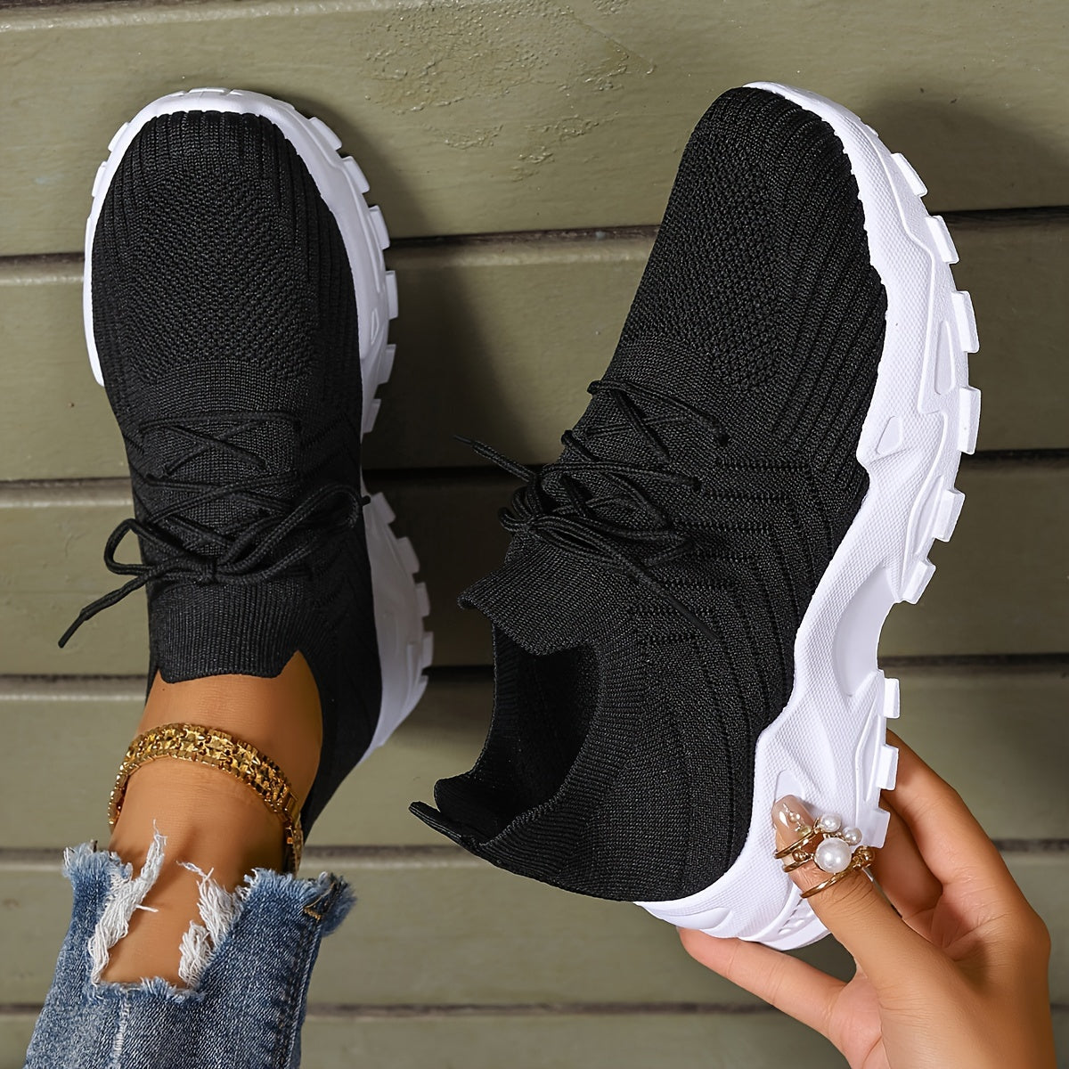 Women's Solid Color Fashion Sneakers, Lace-up Thick Sole Casual Running Shoes, Lightweight Breathable Walking Shoes, Non-Slip Soft Sole, All-Season Comfort Sports Shoes, Fabric Upper, PVC Sole, Fabric Lining, No Print