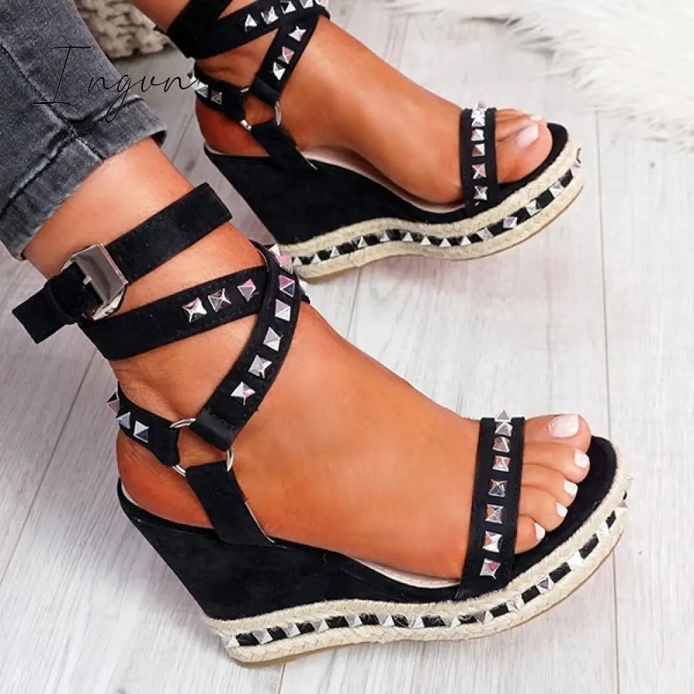 Ingvn - Daily Numy Wedge Rock Studs Sandals