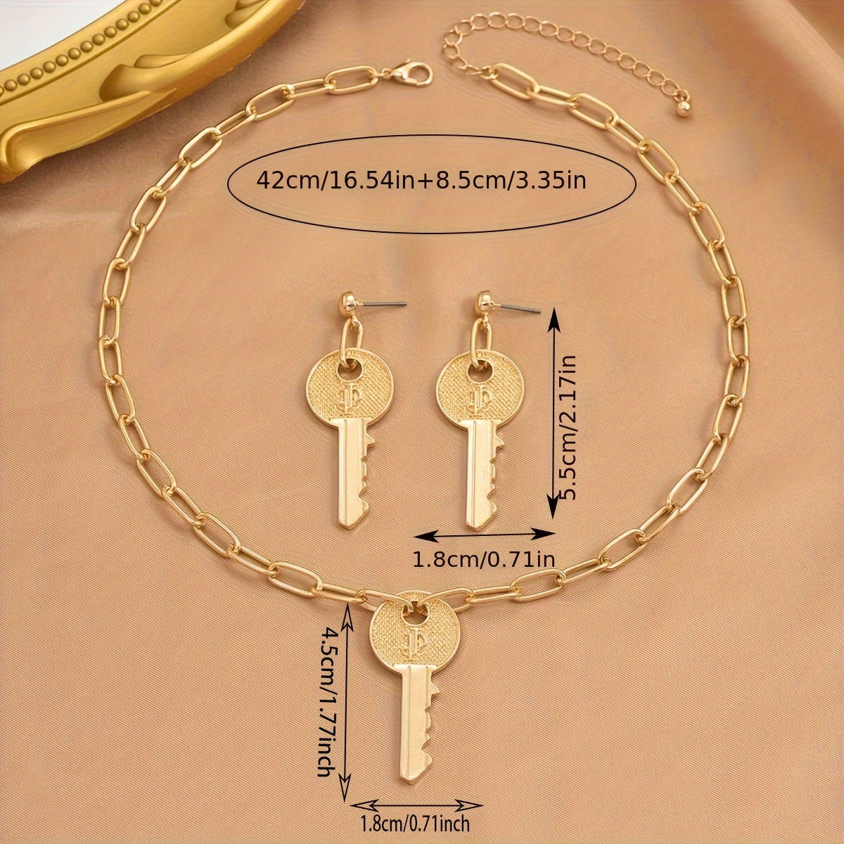 Golden Jewelry Set, Creative Minimalist Keychain Shaped Earrings And Necklace Set For Daily And Vacation Wearing By Ladies