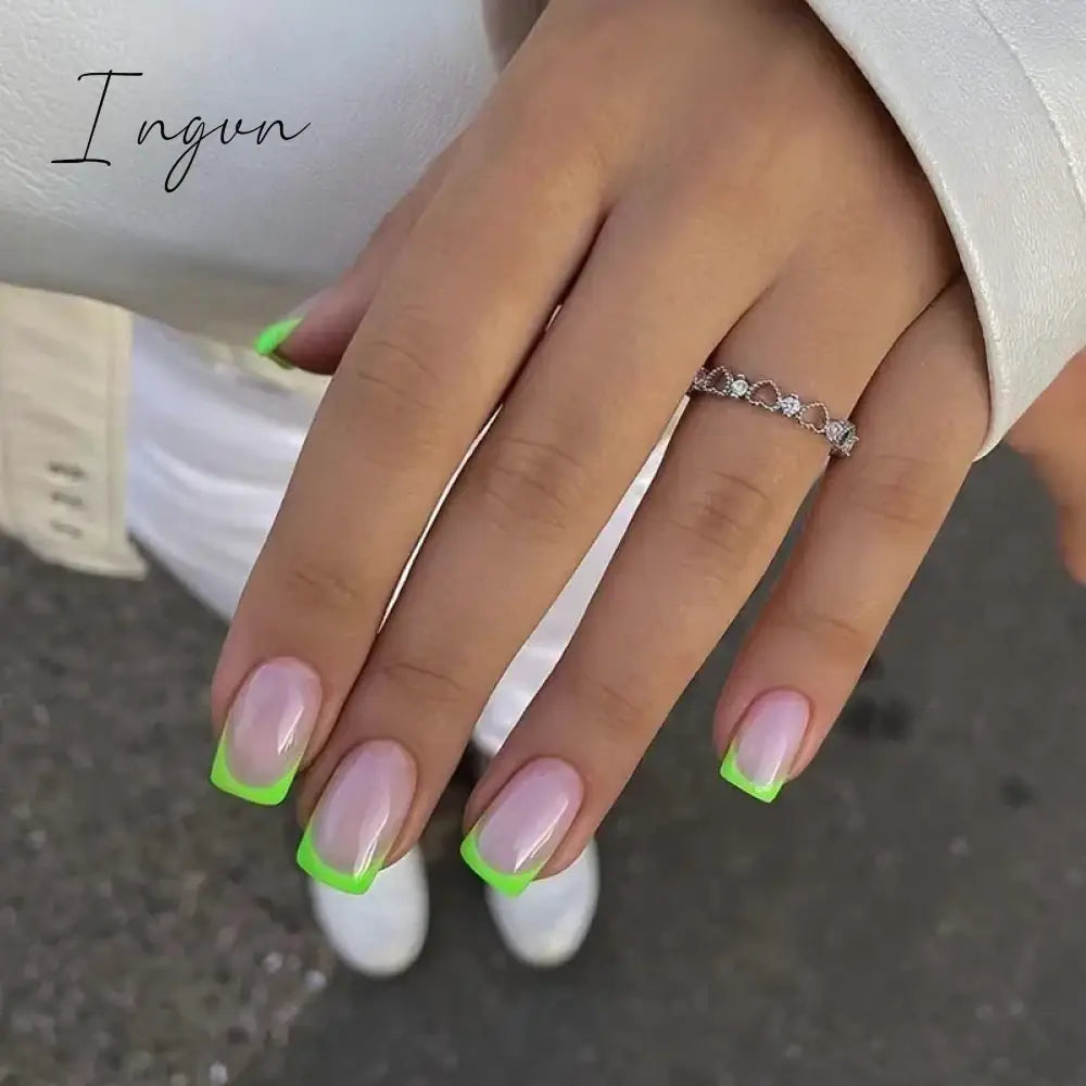 24Pcs French Tip  Press on Nails Short Coffin False Nails Simple Wearable Fake Nails Frosted Full Cover Press on Nail Tips Art
