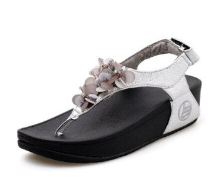 2026 Women Casual Ladies sandals leisure and comfort angled style fashion thick-soled outdoor sandals and slippers