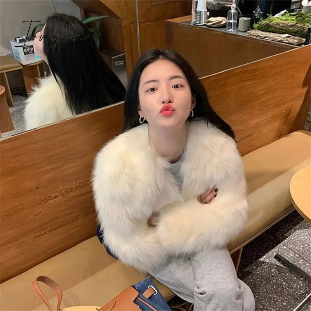 Ingvn - 2023 Spring Fashion Faux Fox Fur Coat Women Korea Fashion Warm Feather Coats Loose Short Outercoat Lady Party Elegant Outfits
