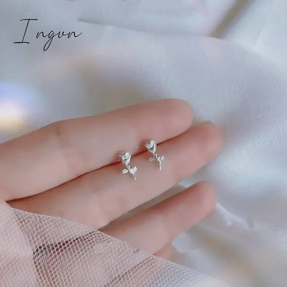 New Hollow Circle Imitation Pearl Stud Earrings For Women Zircon CZ Rhinestones Irregular Design Earring Female Unusual Jewelry
