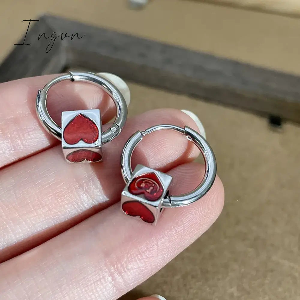 Fashion Vintage Red Heart Hoop Earrings Y2K Gothic Ear Buckle Detachable Pendant for Egirls Women Stud Aesthetic Jewelry