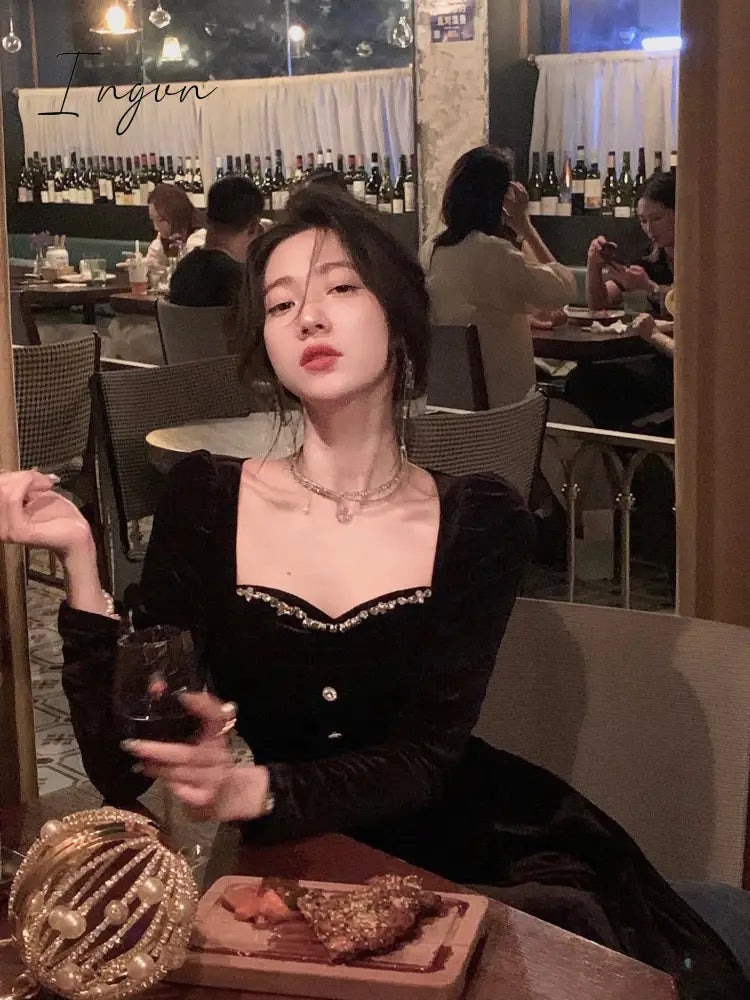 Ingvn - Summer New Elegant Spaghetti Strap Velvet Vintage Black Dress Women Sexy Prom Evening Party Fashion Clothing