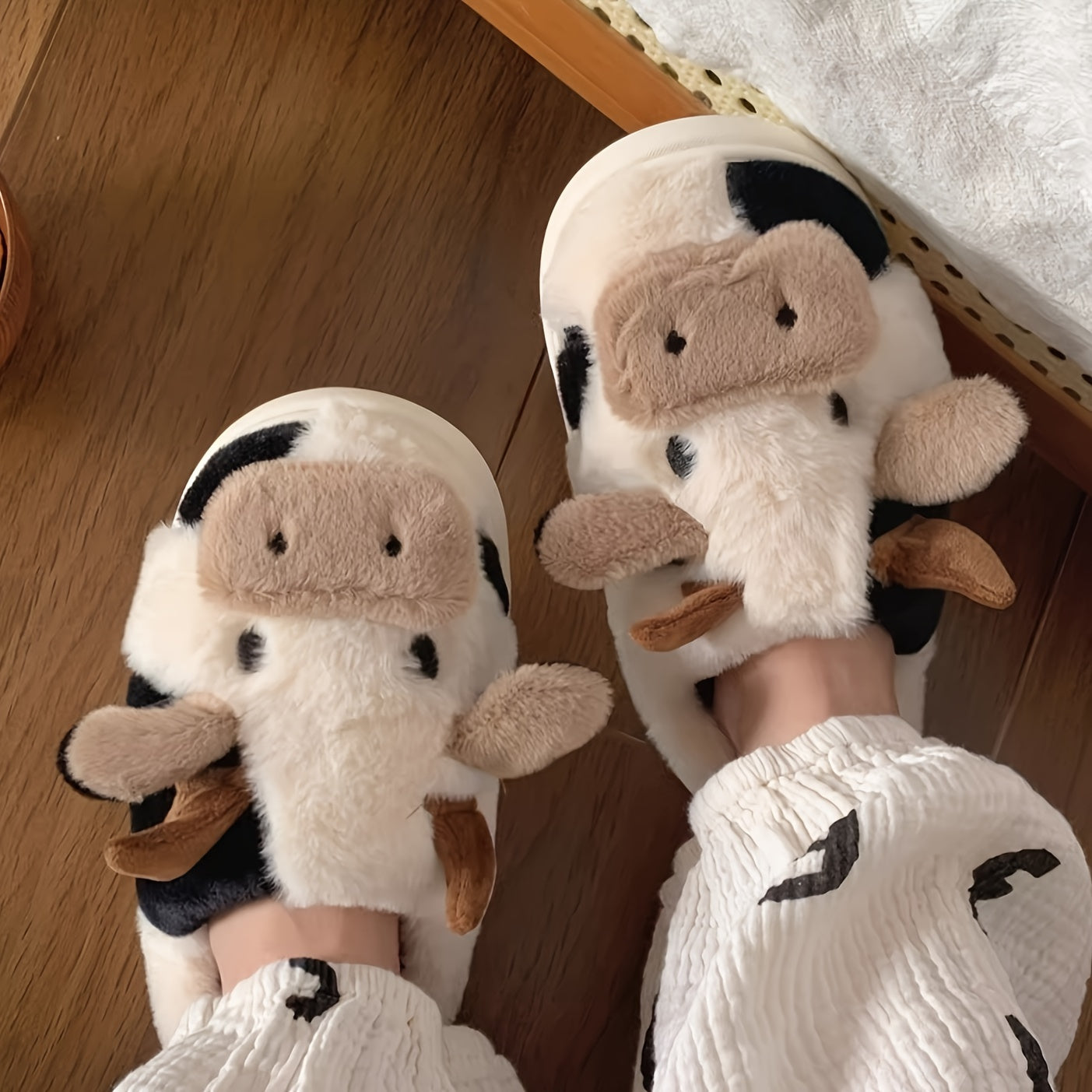 Cow Pattern Plush Slippers - Soft Fabric Lining, Cartoon Design, Comfortable Indoor Shoes with TPR Sole for Cozy Home Wear - Casual Slip-On Style