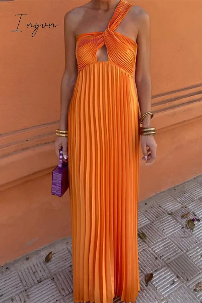 Sexy Solid Backless Pleated Oblique Collar Pleated Dresses