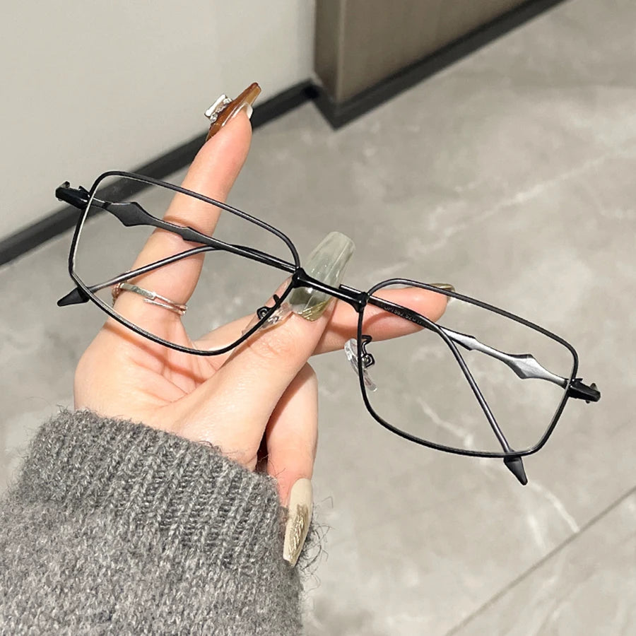 INGVN  Rectangle Sunglasses Women Retro Metal Square Men Glasses Luxury Design Eyewear Frames Gold Silver Dark Shades Travel Sun Glass
