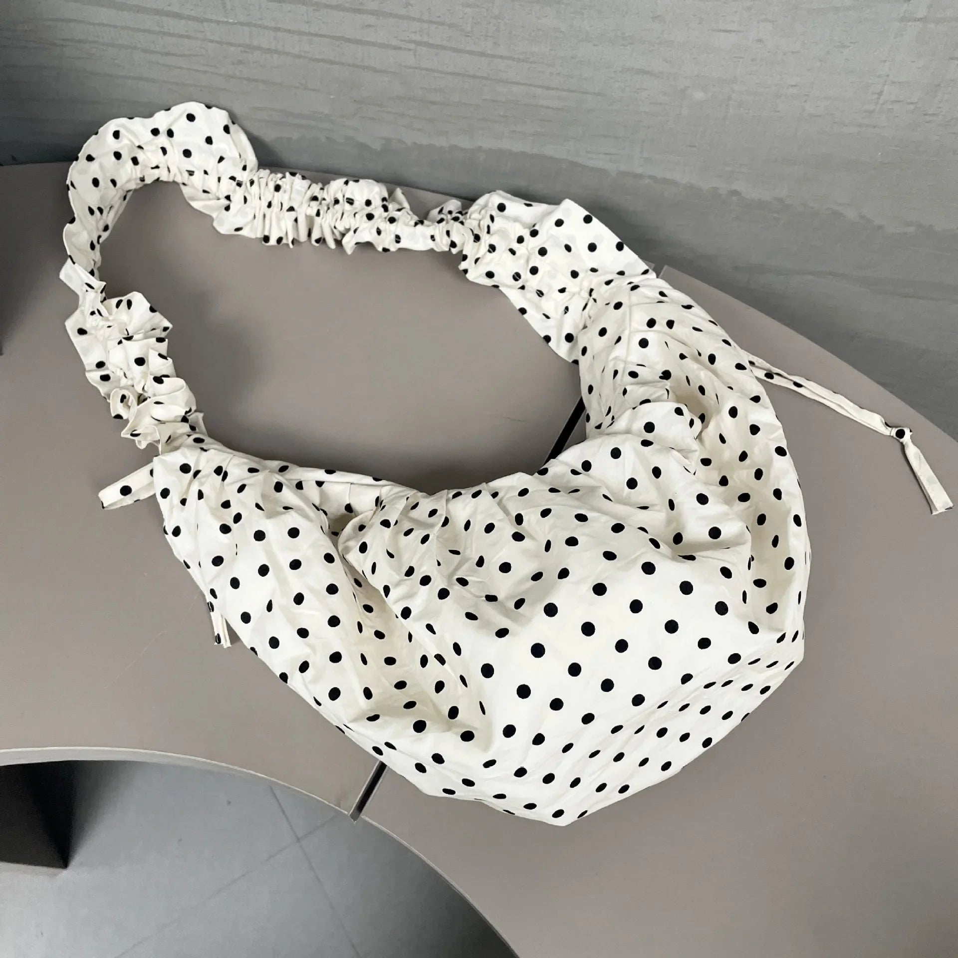 Ingvn  Women Chic Underarm Bag Large Capacity Polka Dot Retro Crossbody Bag All Matched Pleated Dumpling Bag for Outdoor Travel