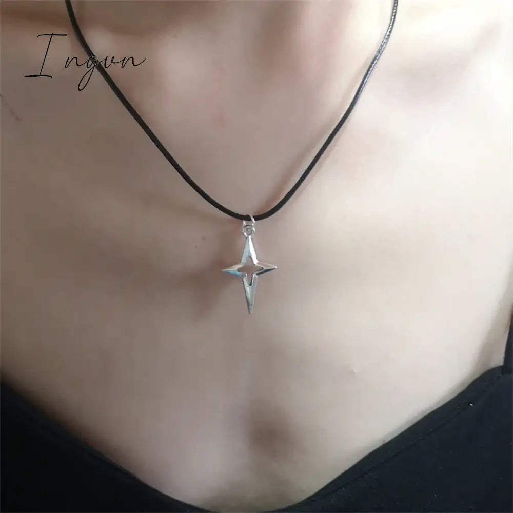 Vintage Star Red Crystal Heart Pendant Leather Rope Chain Necklace For Women Korean Fashion Collar Choker Necklace Y2K Jewelry