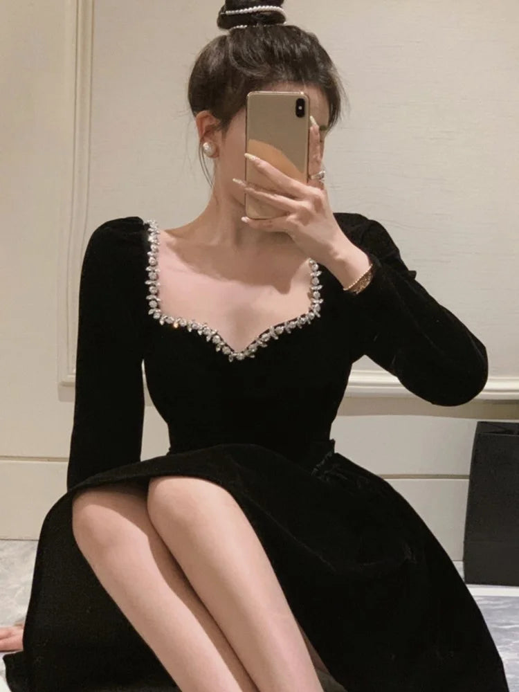 French Velvet Party Dress for Women Elegant Long Sleeve A-Line Vestidos Robe Female One Piece Mini Birthday Evening Dresses New