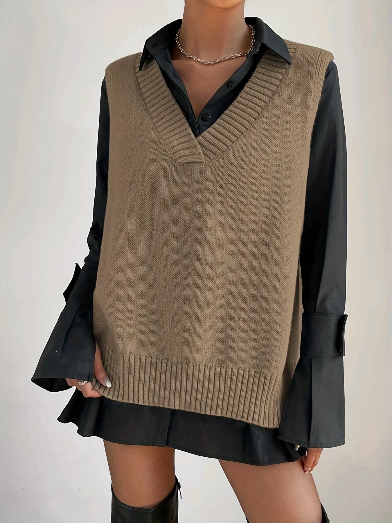 Plus Size Women's Solid V Neck Casual Sweater Vest - High Low Hem, Slight Stretch, Knit Fabric, Comfortable Fit